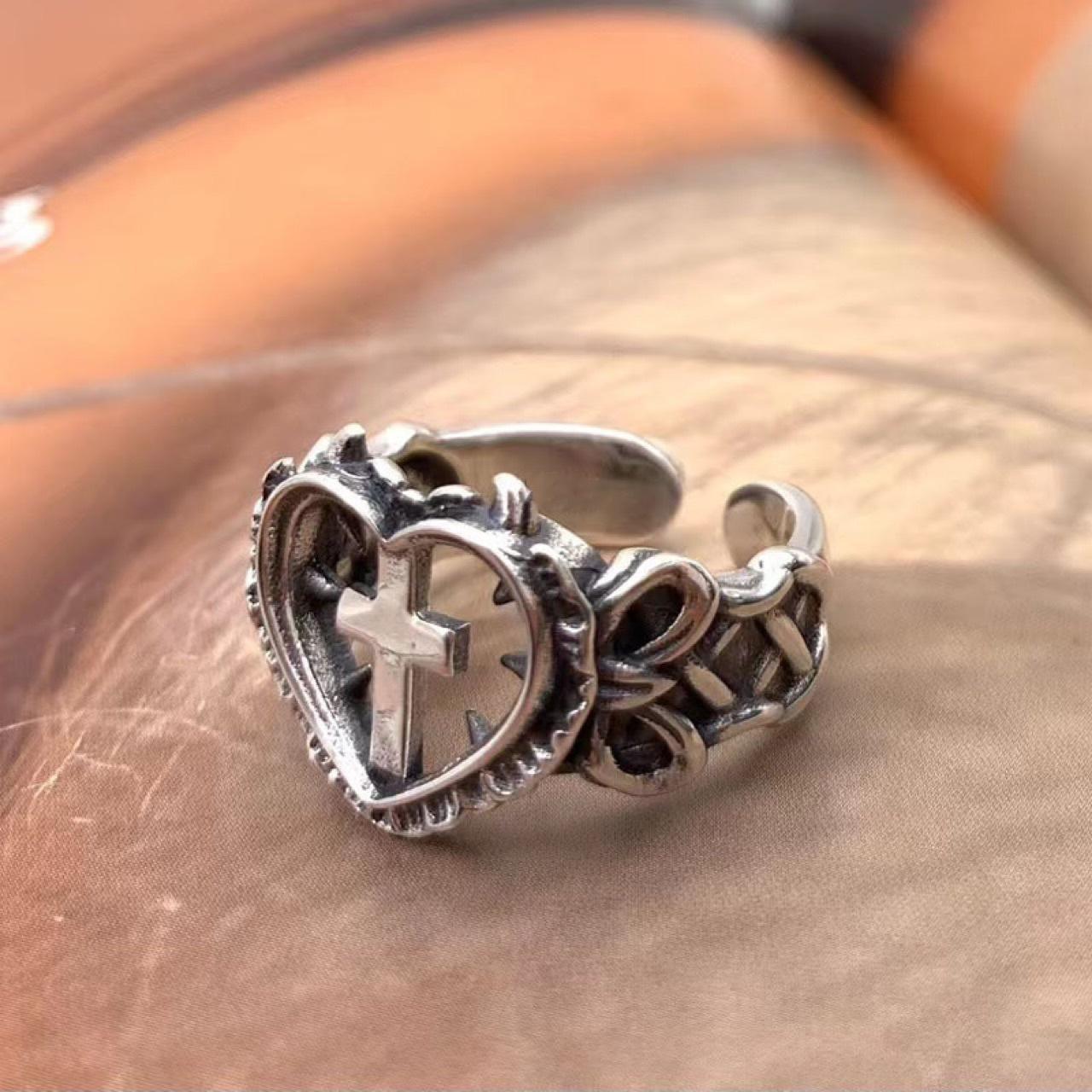 Fashion personality heart-shaped cross ring, adjustable ring